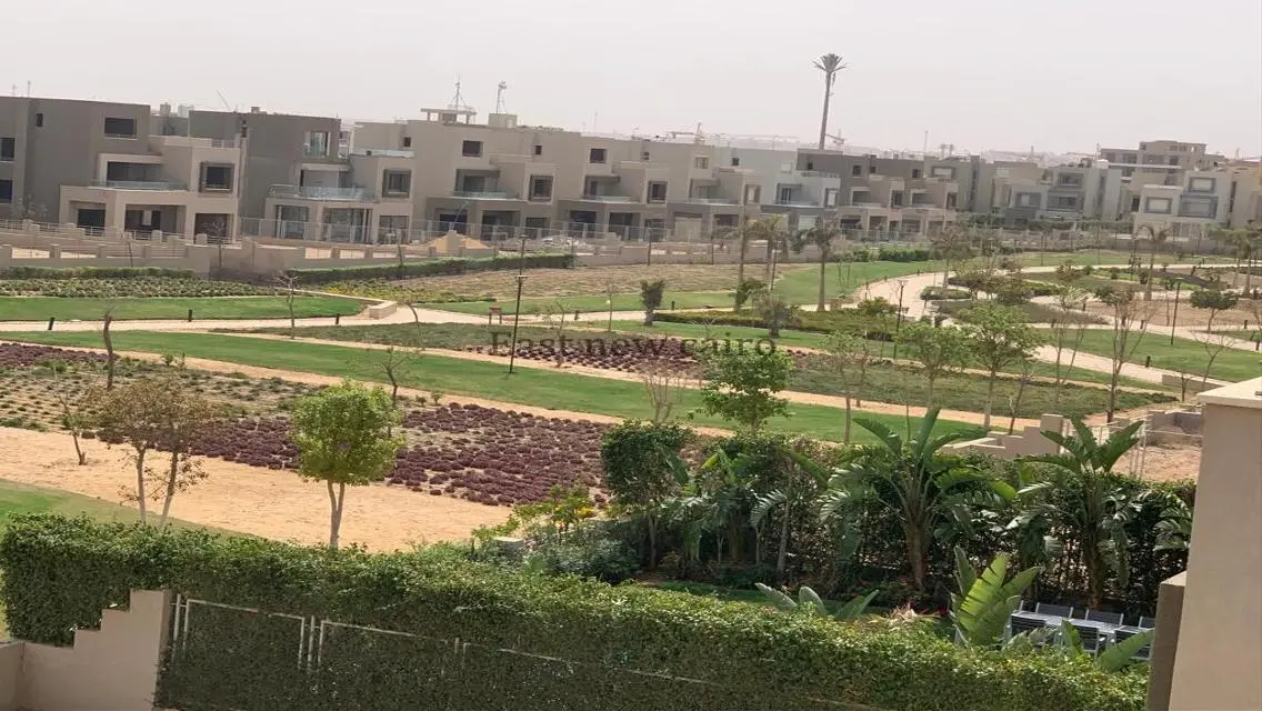 عقار فاخر في PK2 مع ميزات مذهلة
