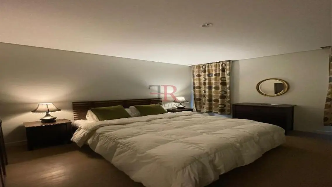 Lake View Apartment for Sale at a Great Price