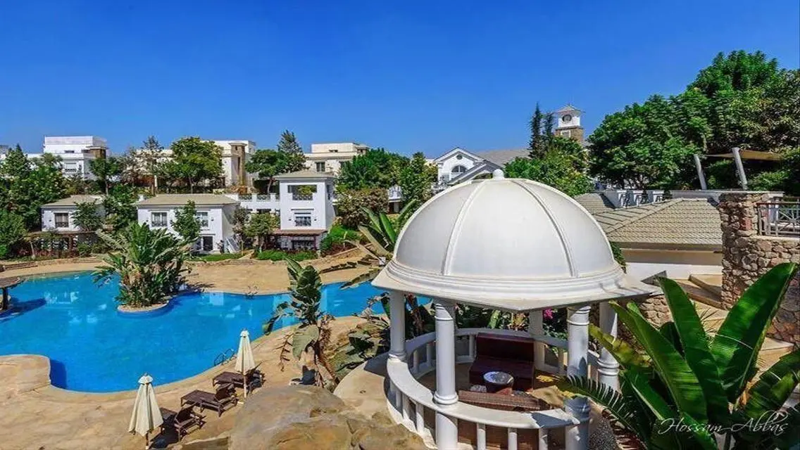 Luxury Villa with Private Garden and Pool