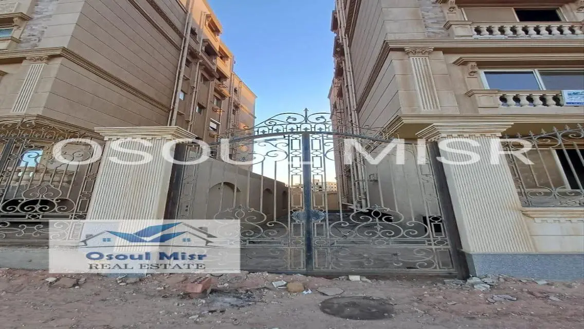 Luxury Apartment for Rent with Balcony and Covered Parking