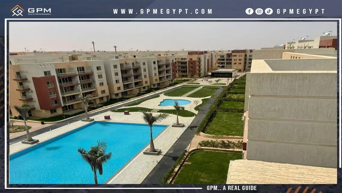 Luxury Apartment with Lake View and Shared Amenities