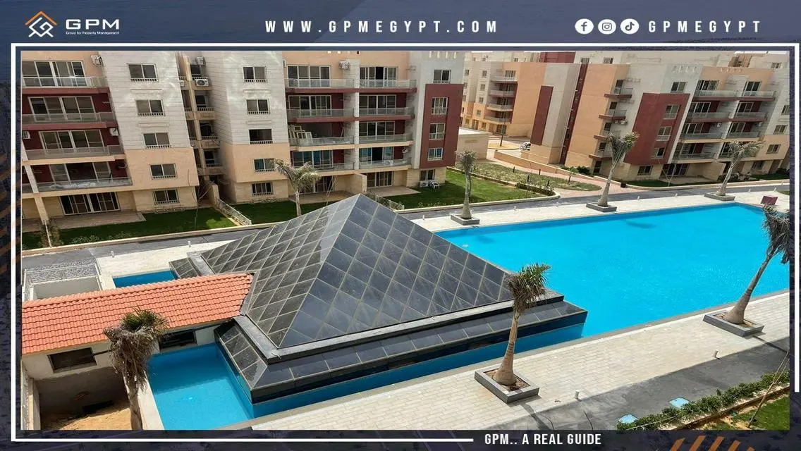 Luxury Apartment with Lake View and Shared Amenities