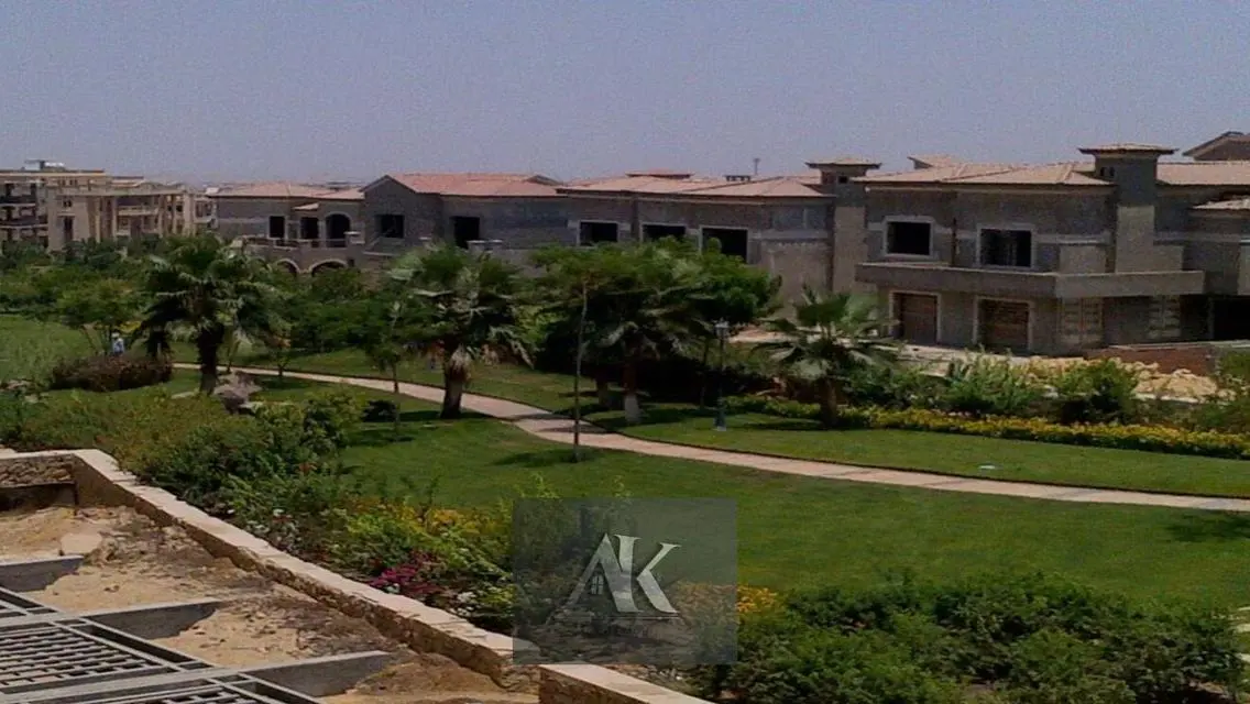 Luxury Villa for Sale with Private Pool and Garden