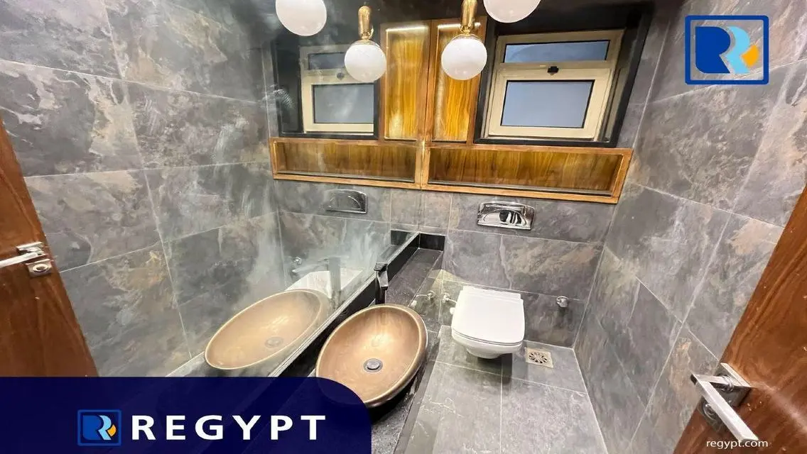 Luxury Apartment for Sale - 260 Square Meters at Target for Property