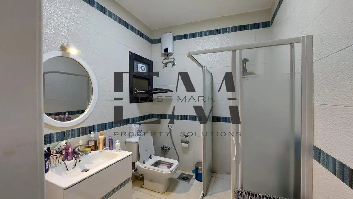 Luxury Apartment with Study Room for Sale at 4,500,000
