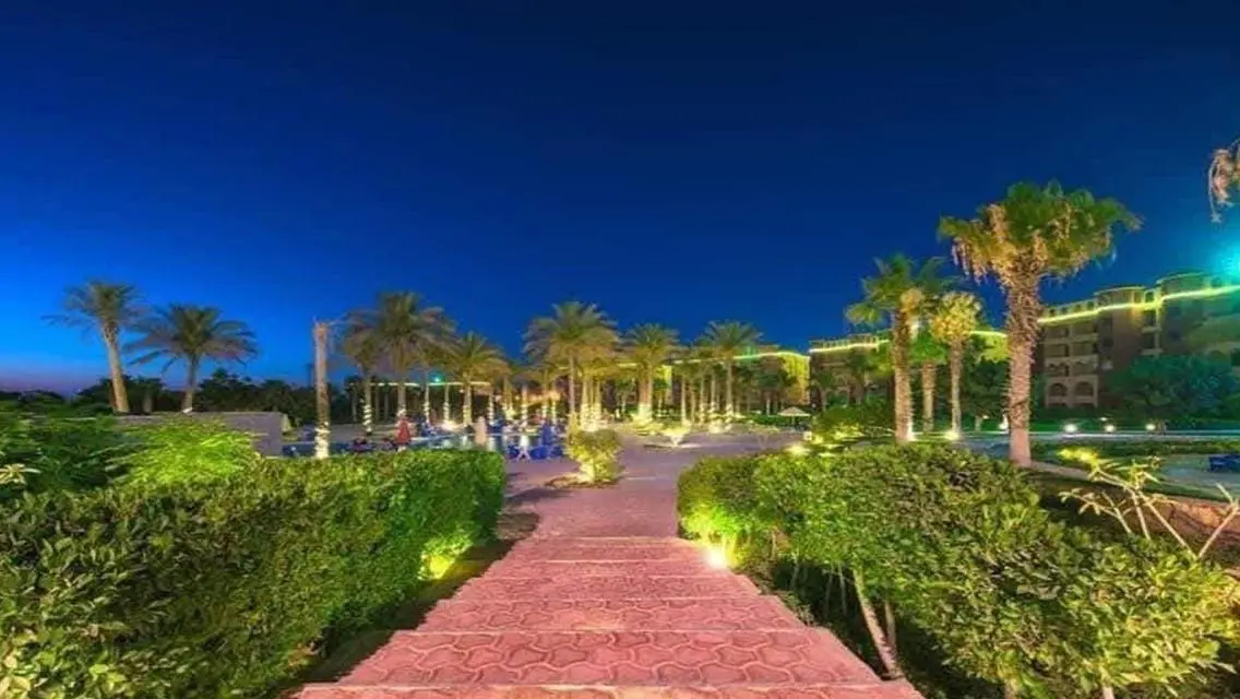 Stunning Apartment for 5,400,000 EGP - 100 sqm with Balcony