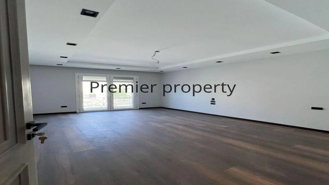 3 Bedroom Apartment in Prime Location at Attractive Price