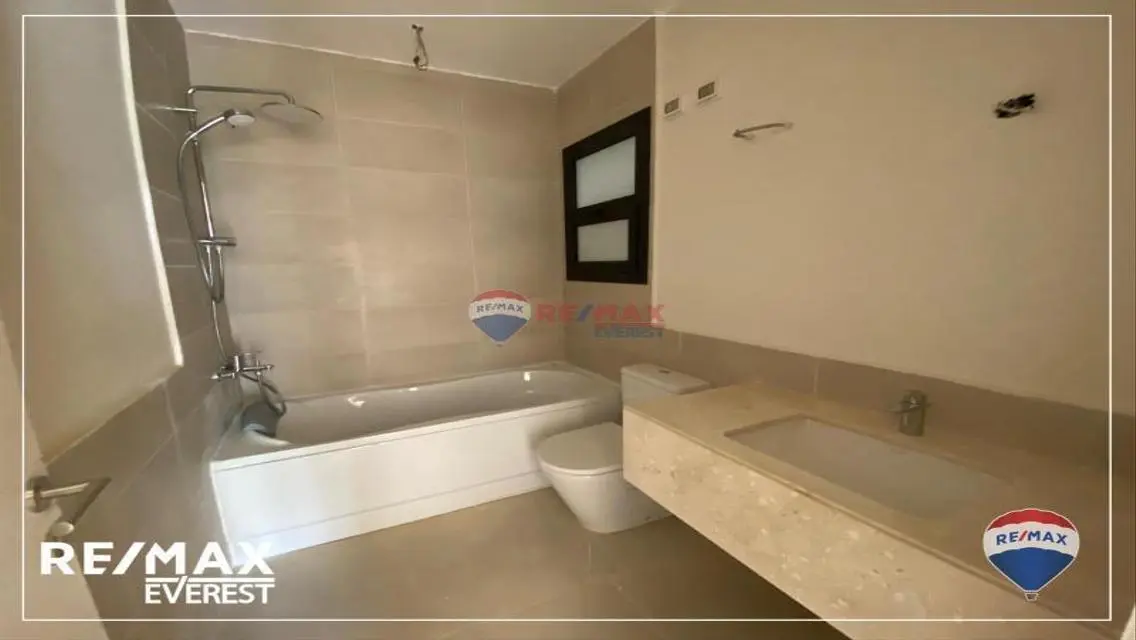 عقارات O-West للبيع