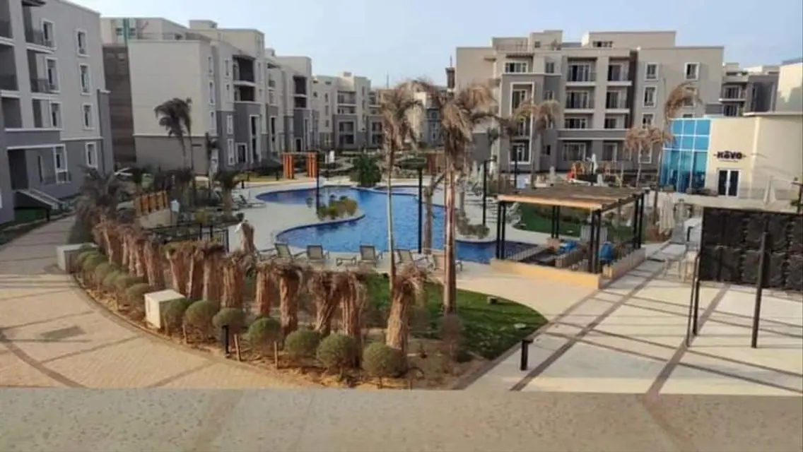 شقة فاخرة للبيع بإطلالة رائعة