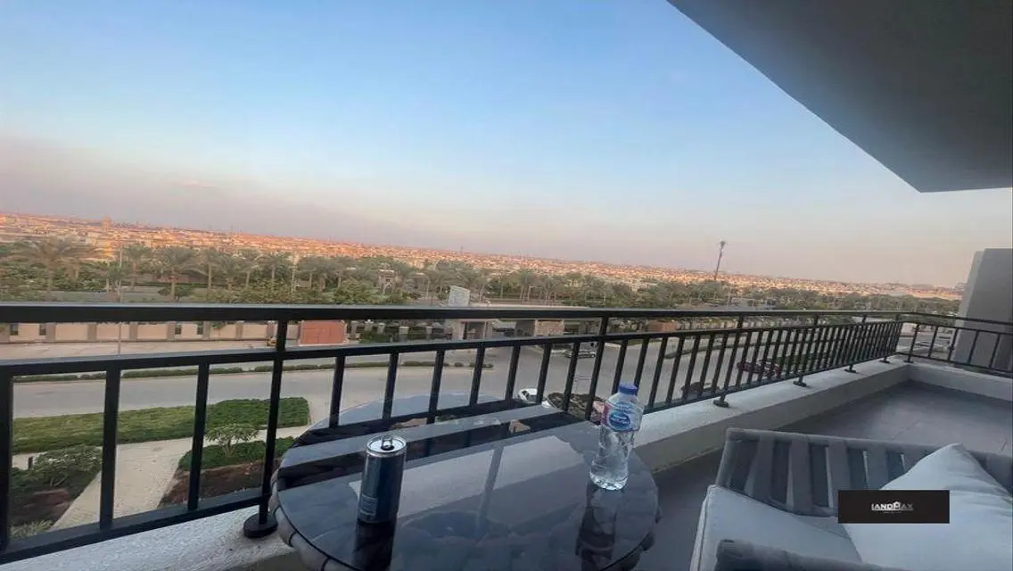 شقة فاخرة للإيجار في موقع متميز