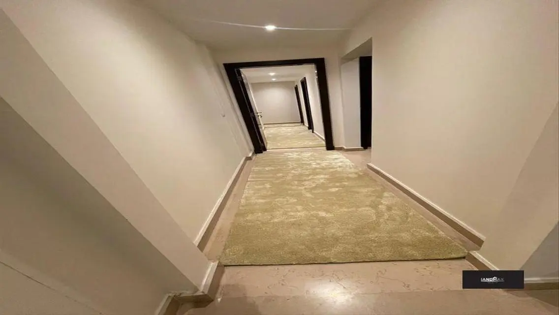 شقة فاخرة للإيجار في موقع متميز