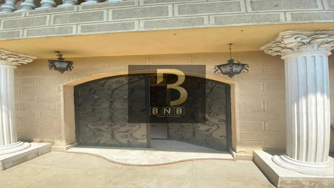 Stunning Apartment for Sale - 700 Meters | 130,000 EGP