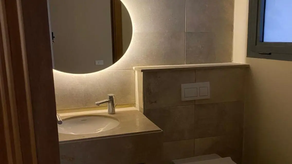 Luxury Villa for Rent with Spacious Design - Prime Location