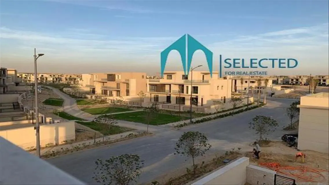فيلا فاخرة 4 غرف مع حديقة خاصة وإطلالة رائعة