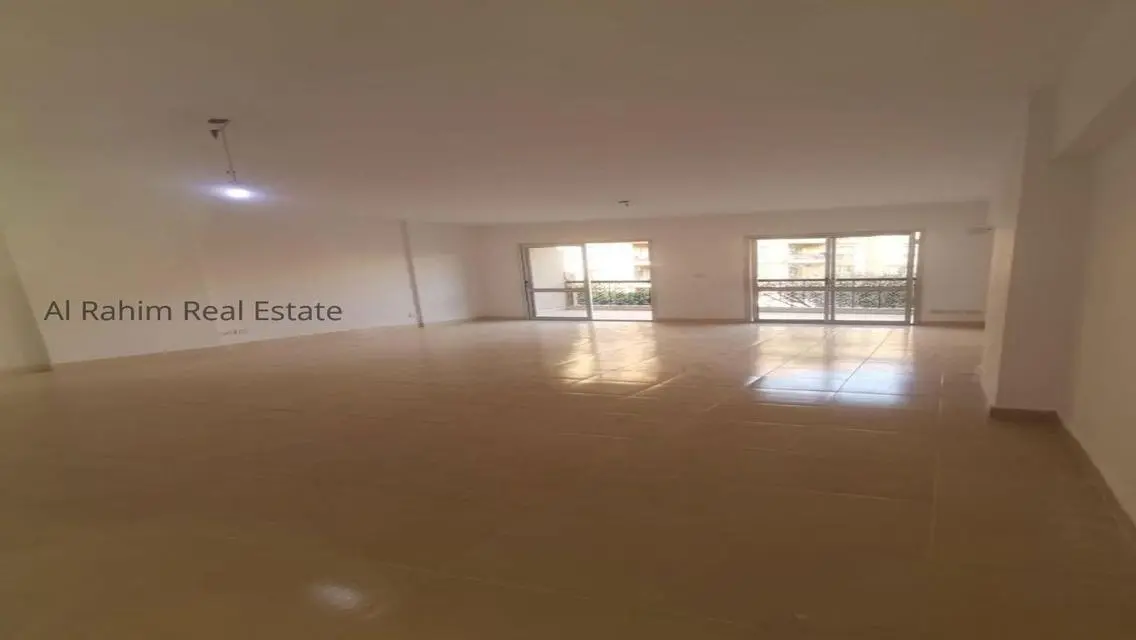 Spacious Apartment in a Prime Location