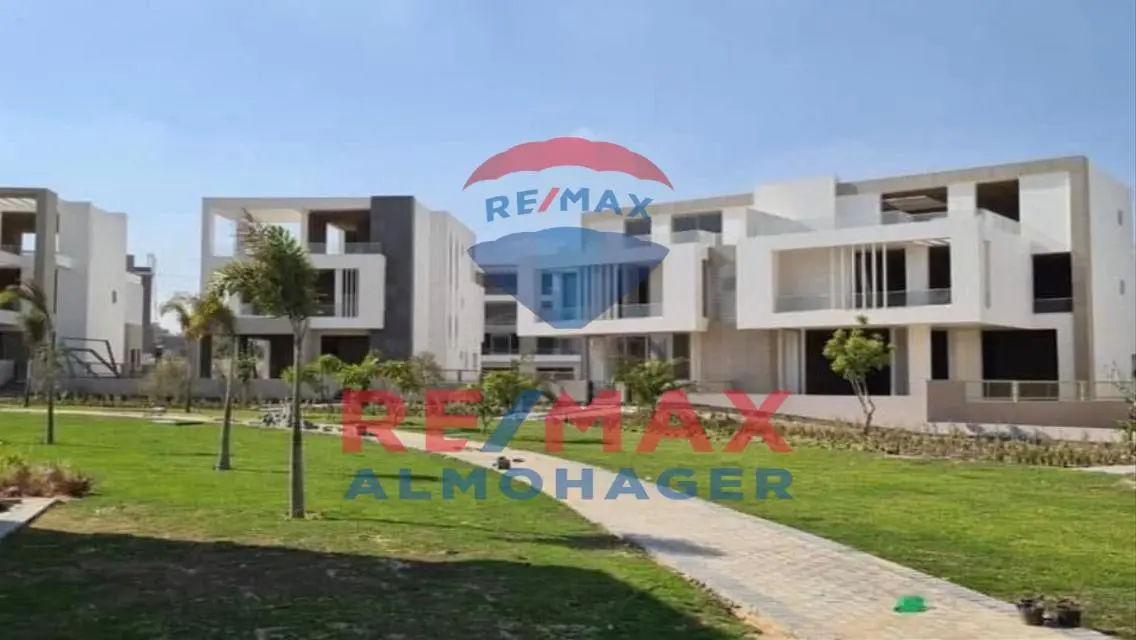 Luxury Apartment with Spacious Layout in Prime Location