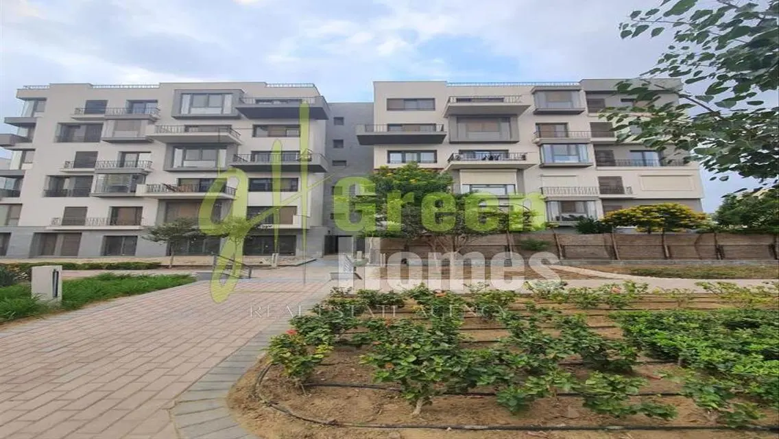 Stunning Green Home in 2016