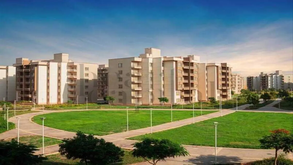 Luxury 3-Bedroom Apartment in Prime Location