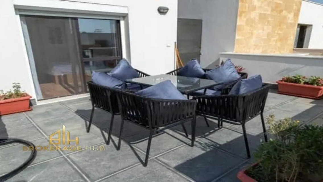 Spacious Apartment with 2000 Meter Space for 45000