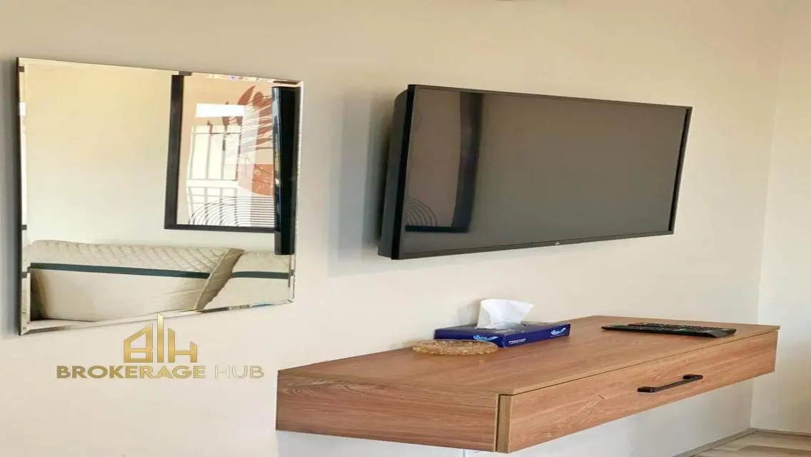 Spacious Apartment with 2000 Meter Space for 45000
