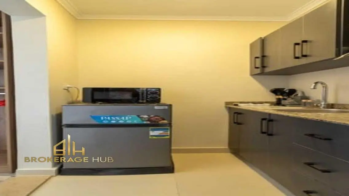 Spacious Apartment with 2000 Meter Space for 45000