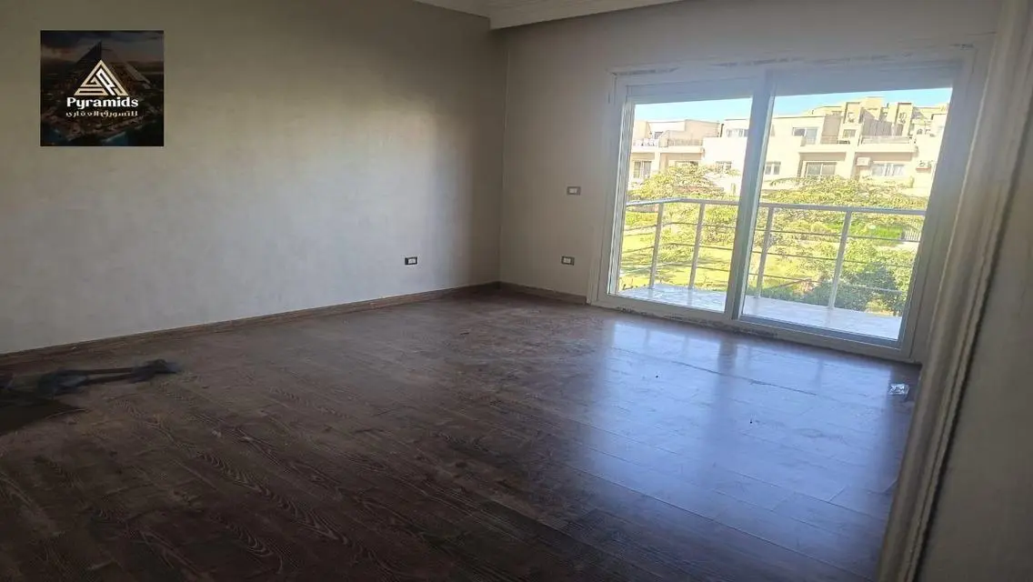 شقة رائعة بأثاث كامل ومساحة واسعة