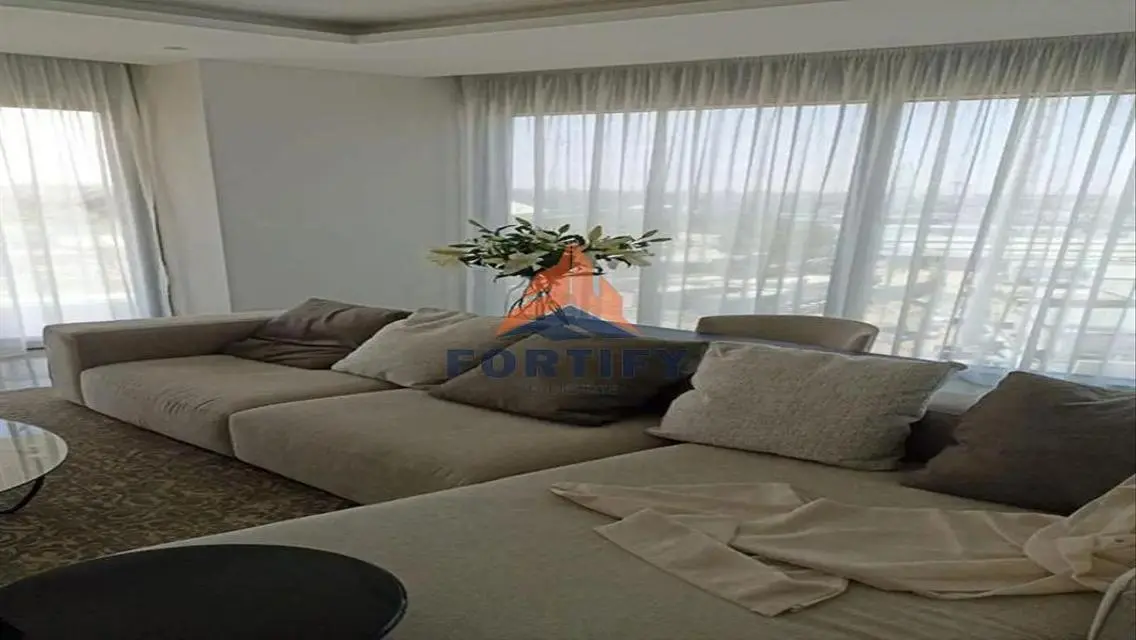 Luxury Home with Stunning Views and Private Garden