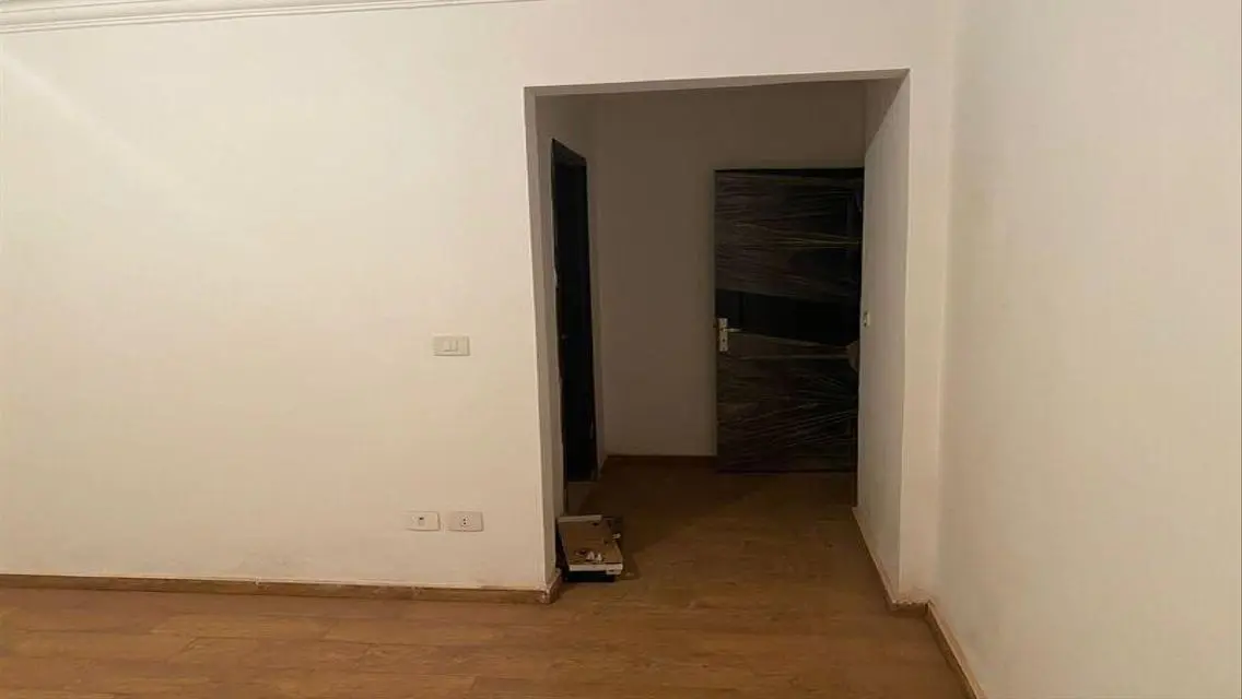 فيلا فاخرة للبيع بمساحة 130 متر