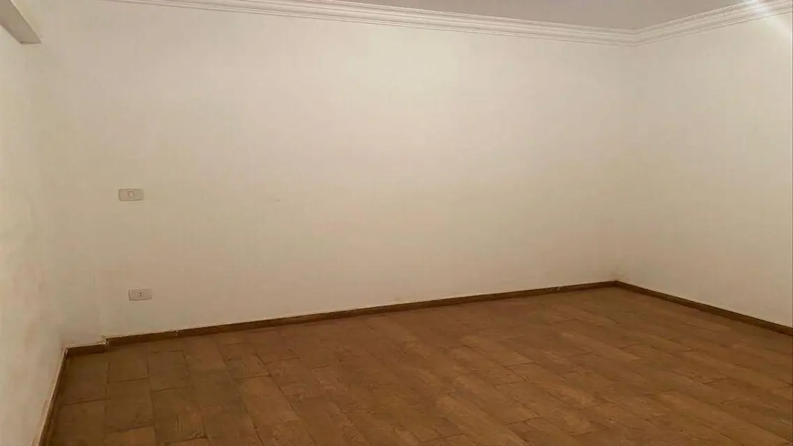 فيلا فاخرة للبيع بمساحة 130 متر