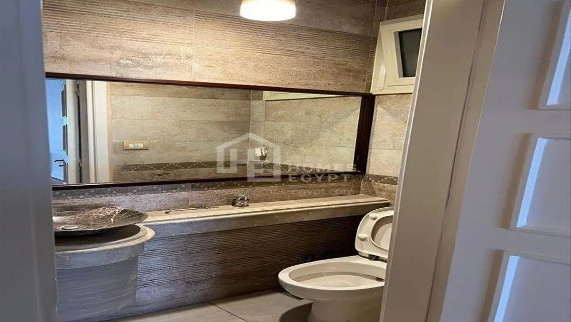 Panoramic Nile View Apartment for Rent in Dokki