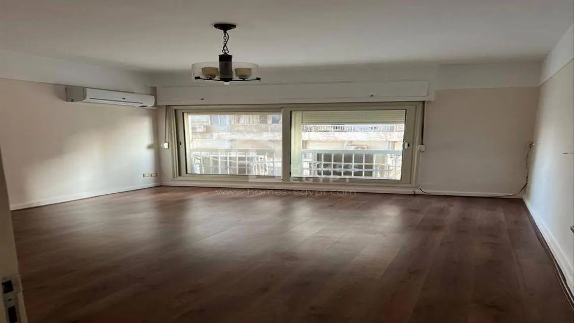 Panoramic Nile View Apartment for Rent in Dokki
