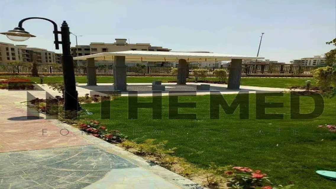 شقة فاخرة 3 غرف نوم بمساحة استثنائية للبيع