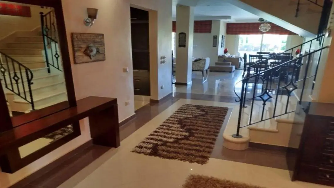 Luxury 440 sqm Apartment for Sale in Prime Location