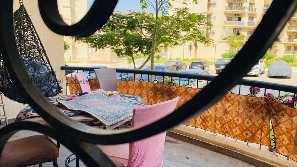 شقة فاخرة بمساحة 155 متر بتشطيبات حديثة