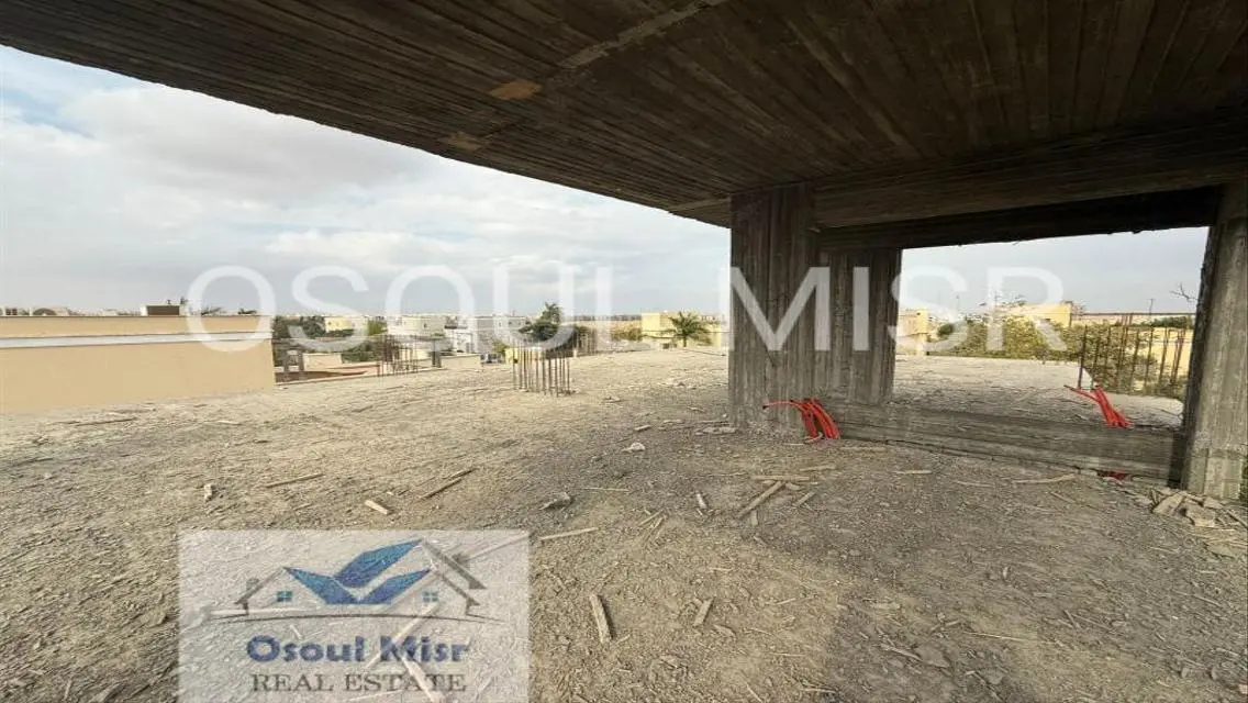 Stunning 4 Bedroom Apartment with Private Garden for Sale