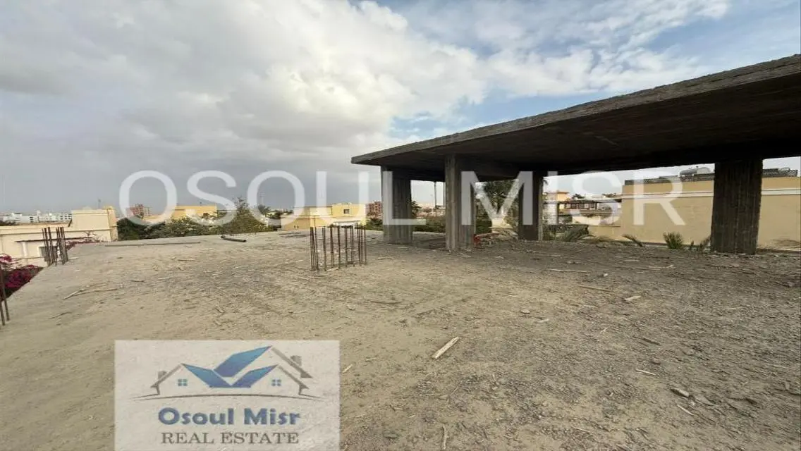 Stunning 4 Bedroom Apartment with Private Garden for Sale