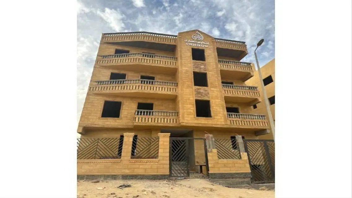 شقة رائعة للبيع بمساحة كبيرة