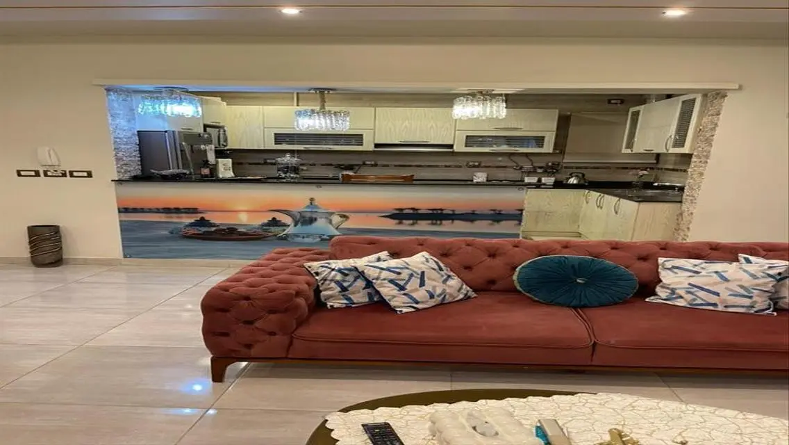 شقة فاخرة بثلاث غرف نوم في قلب المدينة