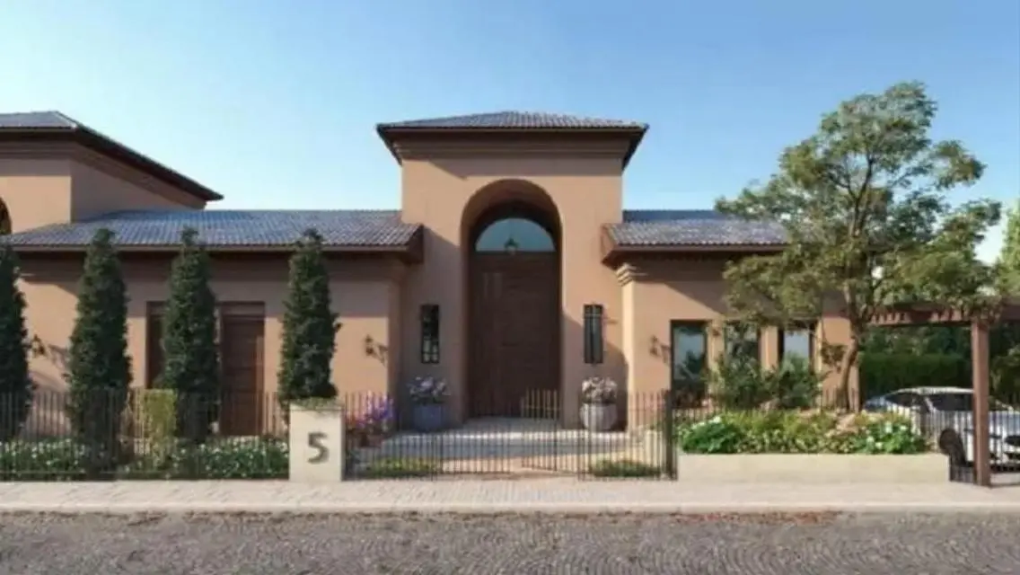 Luxury Villa with Private Pool and Garden