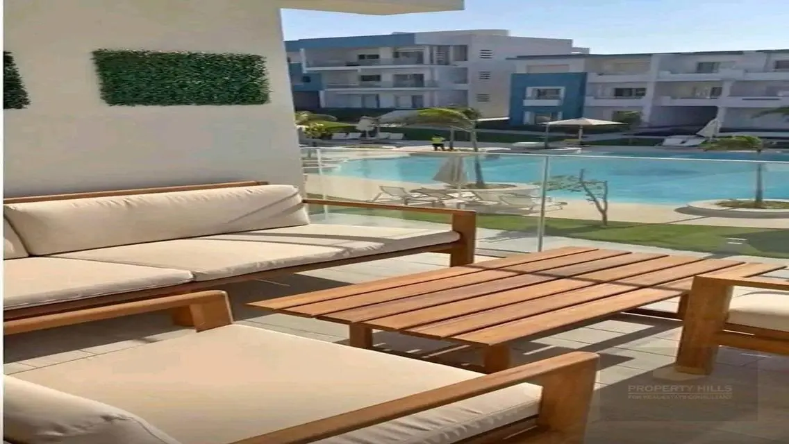فيلا فاخرة للبيع بمساحة واسعة وميزات رائعة