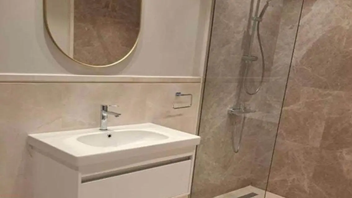 Stylish 160 sqm Apartment with Great Views