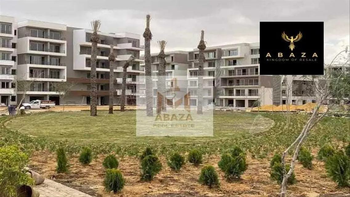 Luxury Apartment with Balcony and Security Guard