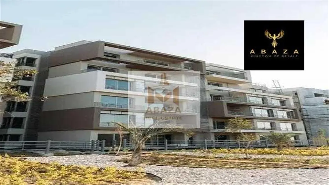 Luxury Apartment with Balcony and Security Guard