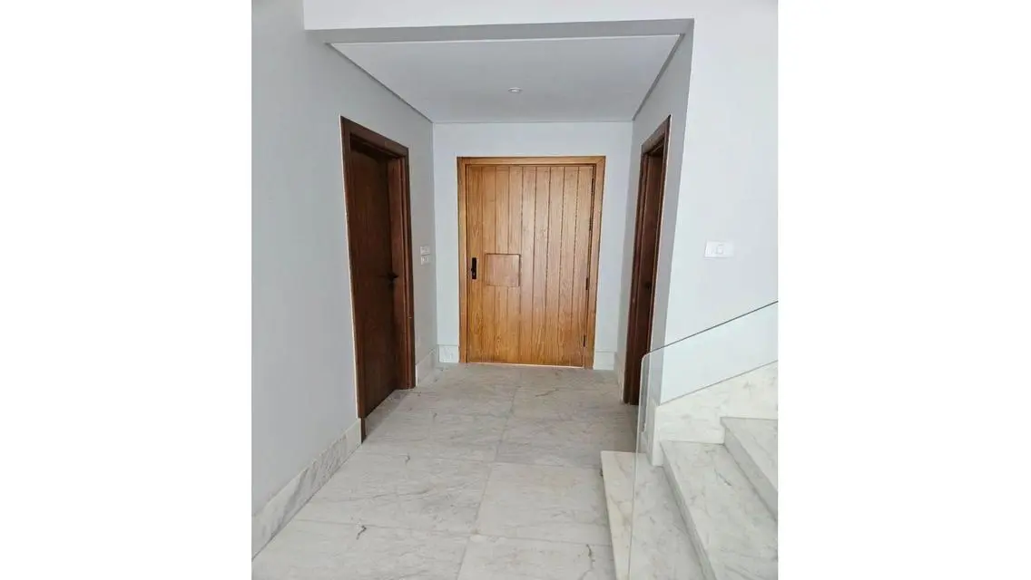 Luxurious 4-Bedroom Apartment with Spacious Design
