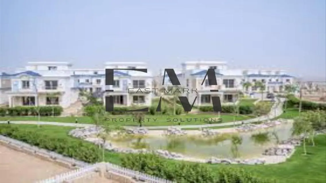 Luxury Villa with Spacious Area and Private Garden