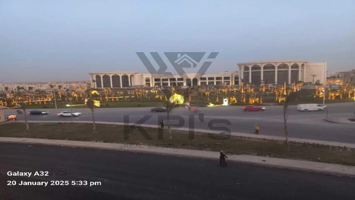 شقة رائعة في منطقة متميزة - 280 متر