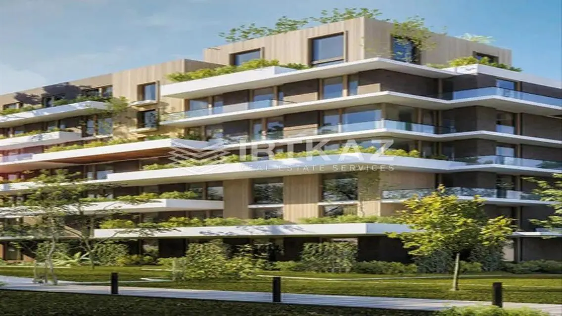 Luxury Villa for Sale with Lake View