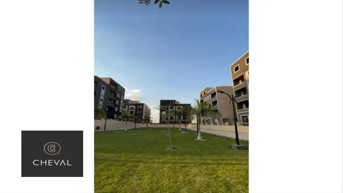 Luxury 3 Bedroom Apartment with Lake View