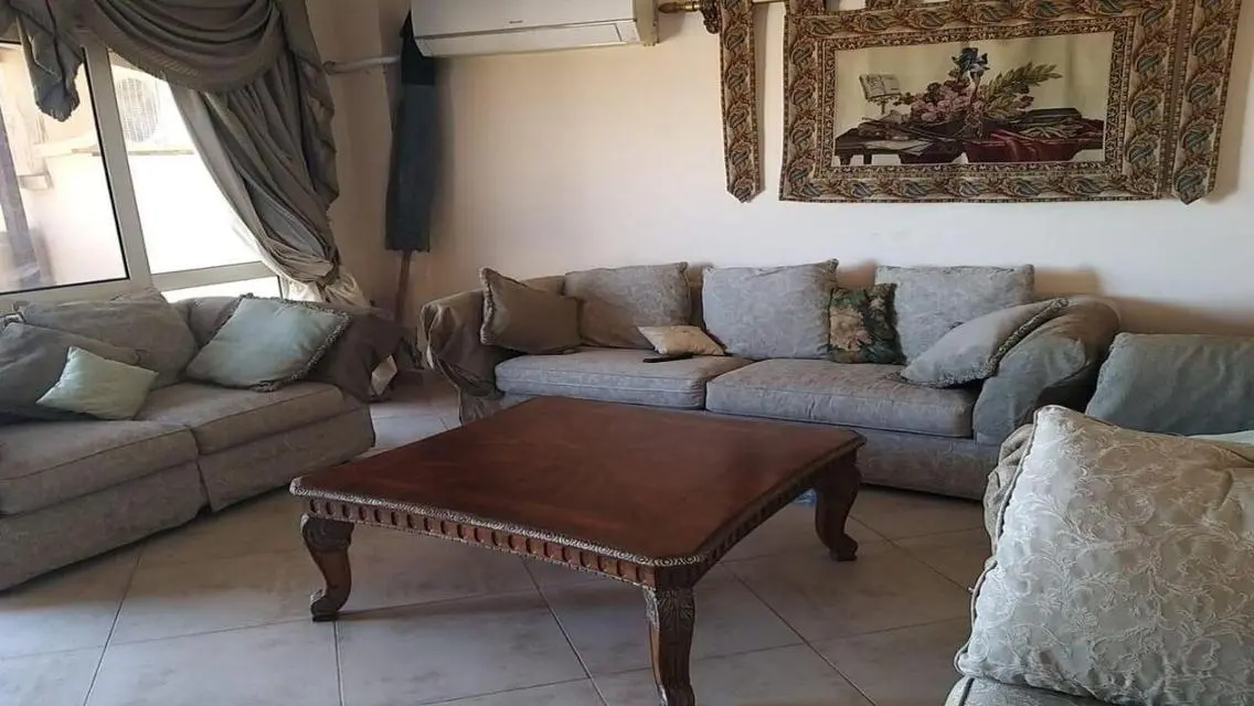 Exceptional Investment Opportunity for a 5 Meter Property