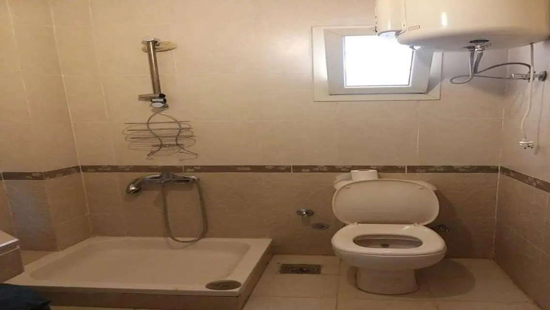 Exceptional Investment Opportunity for a 5 Meter Property